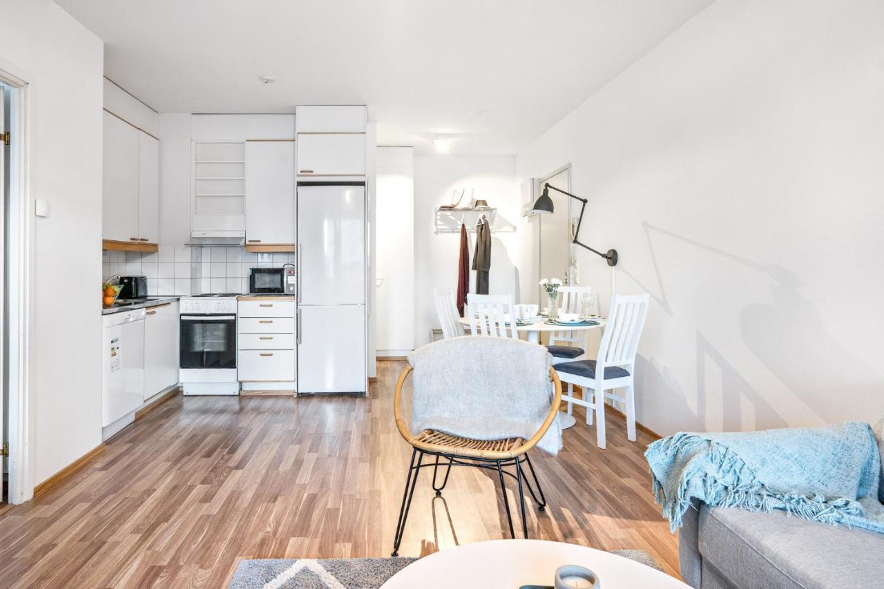 Apartment SleepWell Rauha with Sauna&parking Turku Bagian luar foto