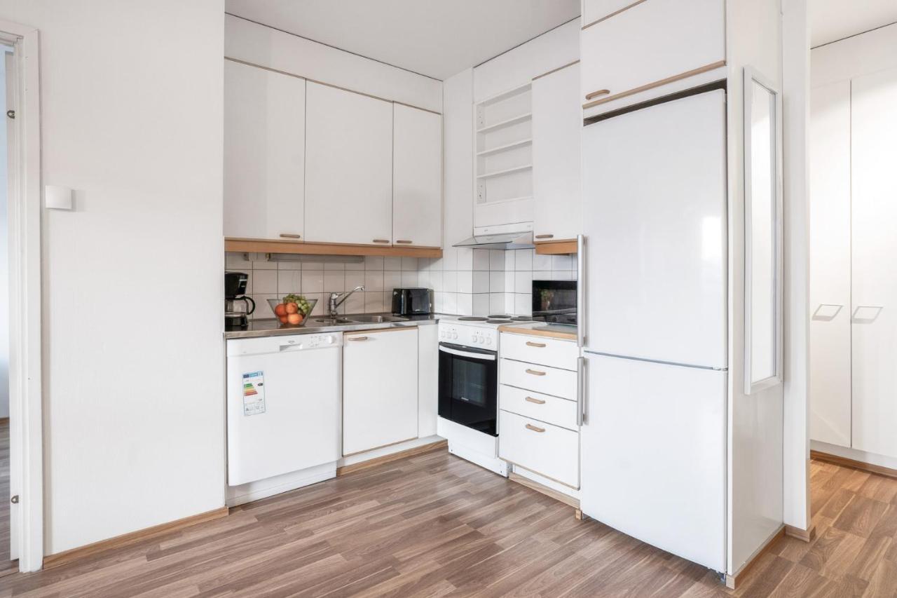 Apartment SleepWell Rauha with Sauna&parking Turku Bagian luar foto