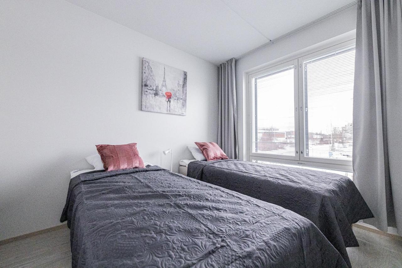 Apartment SleepWell Rauha with Sauna&parking Turku Bagian luar foto